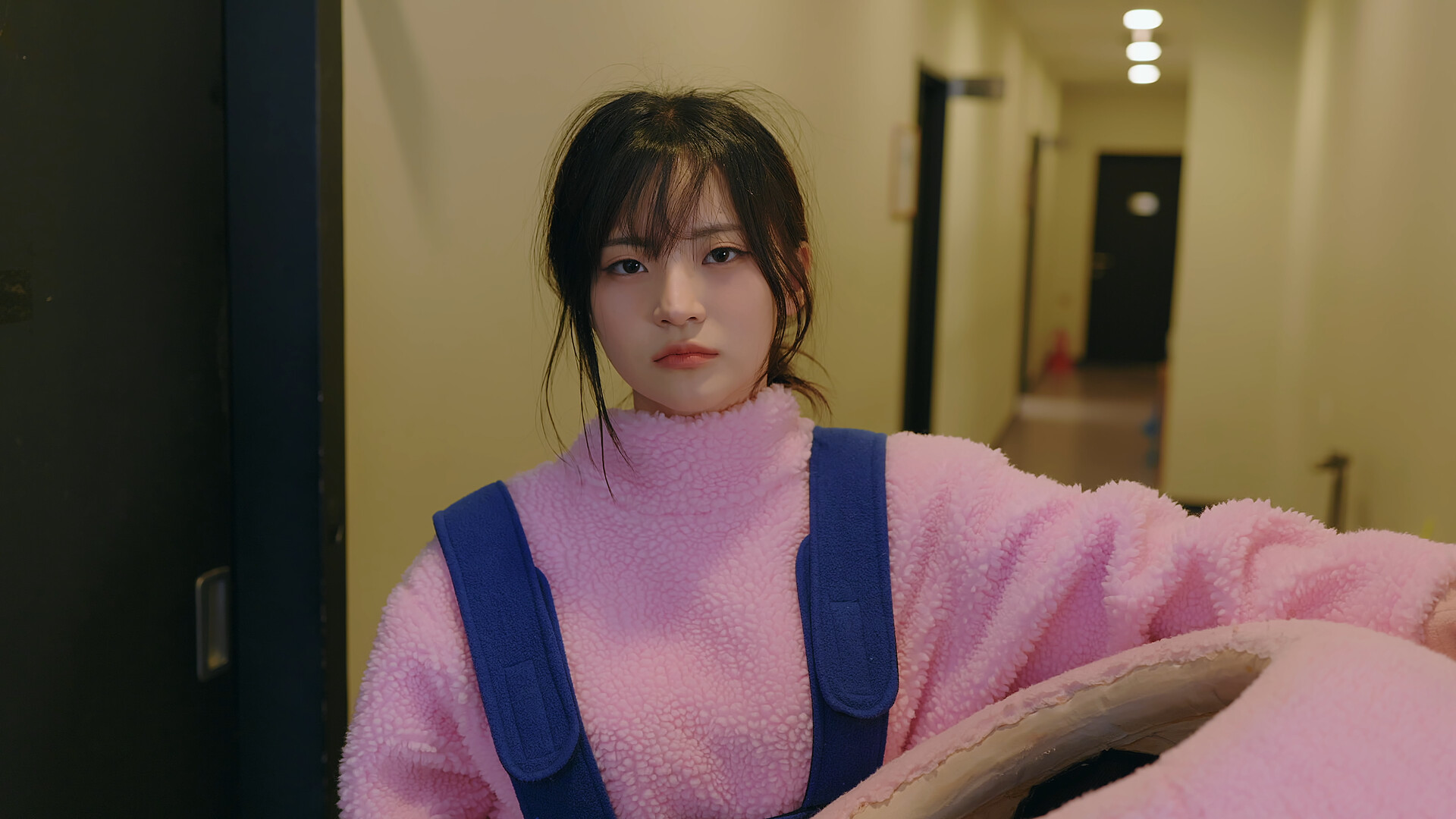 Five Hearts Under One Roof season 2 - LIMITKEY